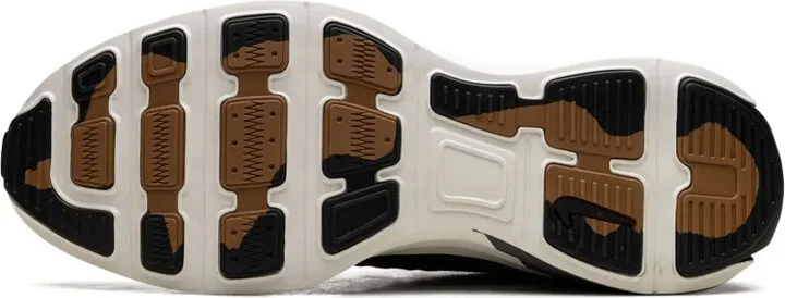 Lunar Roam SE "Desert Bronze" sneakers - Image 4
