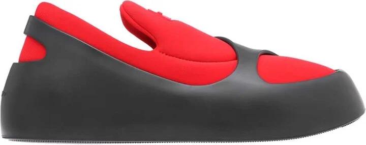 Lunar Slip-on Sneakers