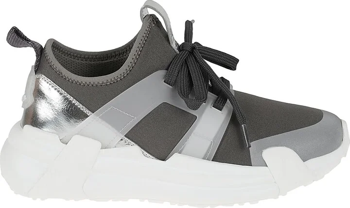 Lunarove Sneakers