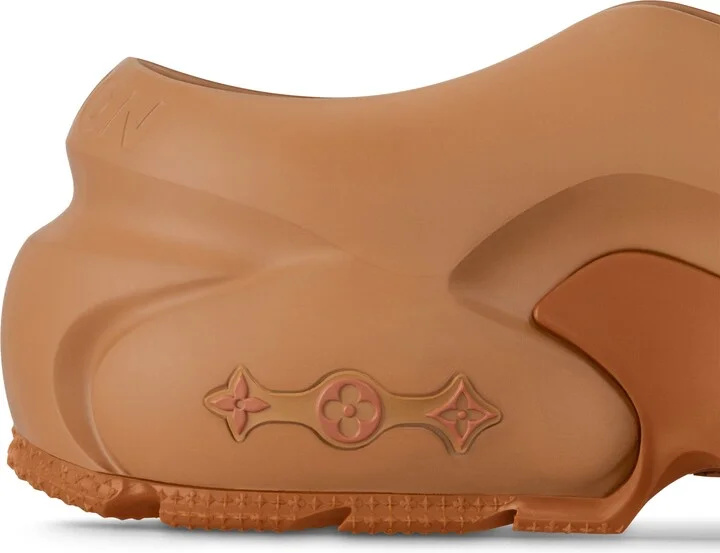 LV Shark Clog - Image 7
