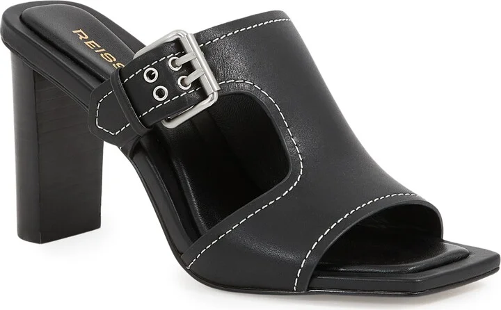 Lydia Sandal