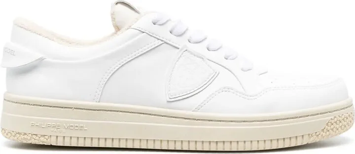 Lyon lace-up sneakers