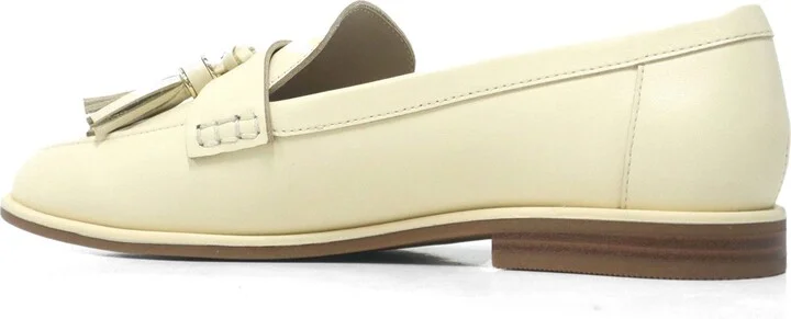Lyra Tassel Loafer - Image 2