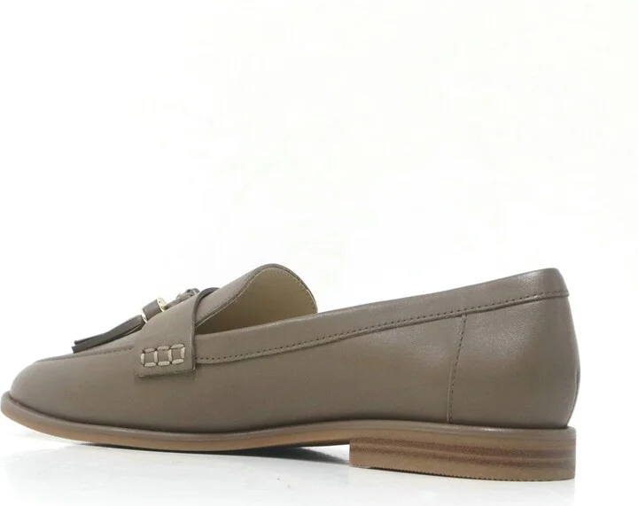 Lyra Tassel Loafer - Image 11