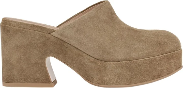 Lyss Clog