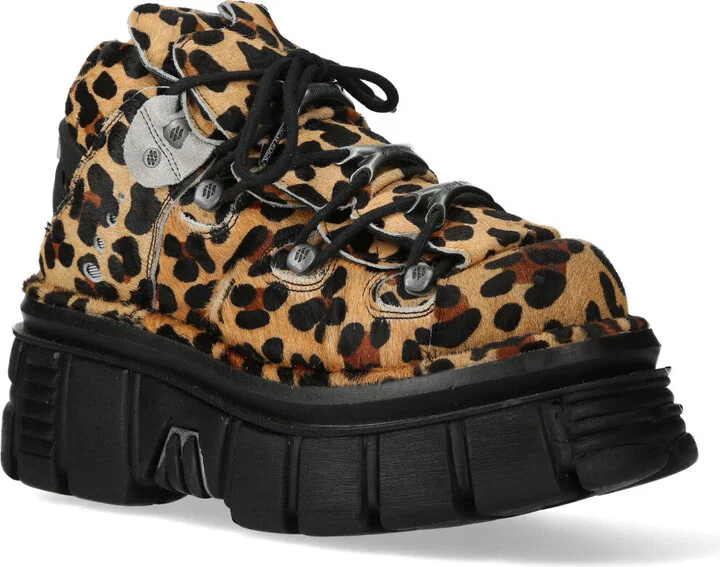 M-106-C192 Leopard Brown Leather Gothic Ankle Boots