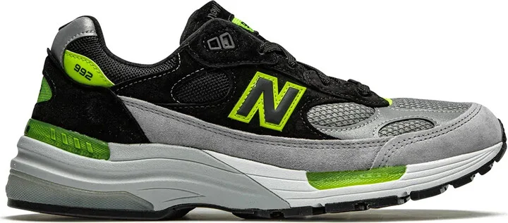 M992TQ low-top sneakers