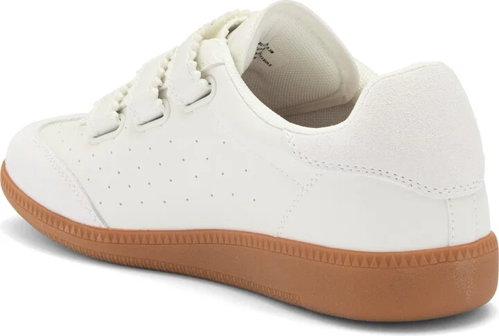 Mabell Low Top Sneaker - Image 2