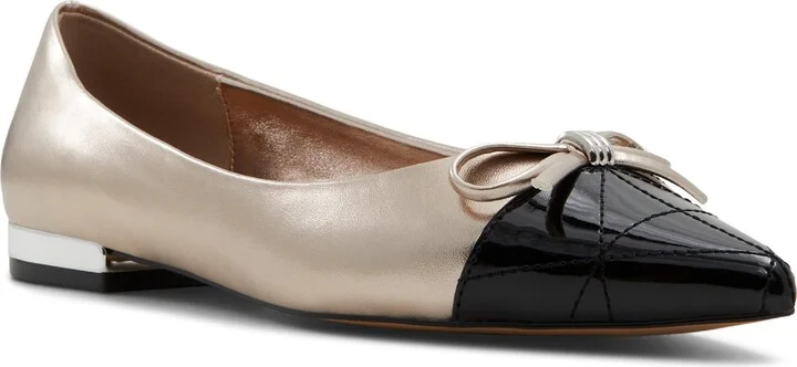 Maddelyn Pointed Cap Toe Flat