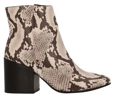 Madden Girl Woman Ankle boots