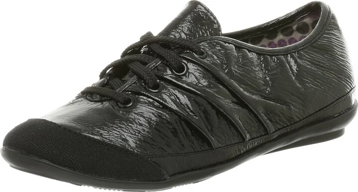 Madden Girl Women's Tynsel Sneaker