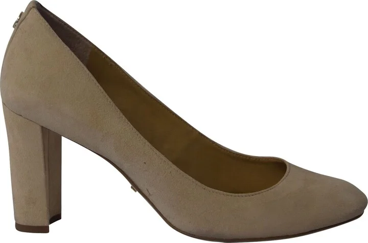 Maddie Pumps in Cream Suede