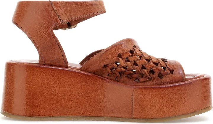 Maddox Ankle Strap Platform Sandal - Image 10