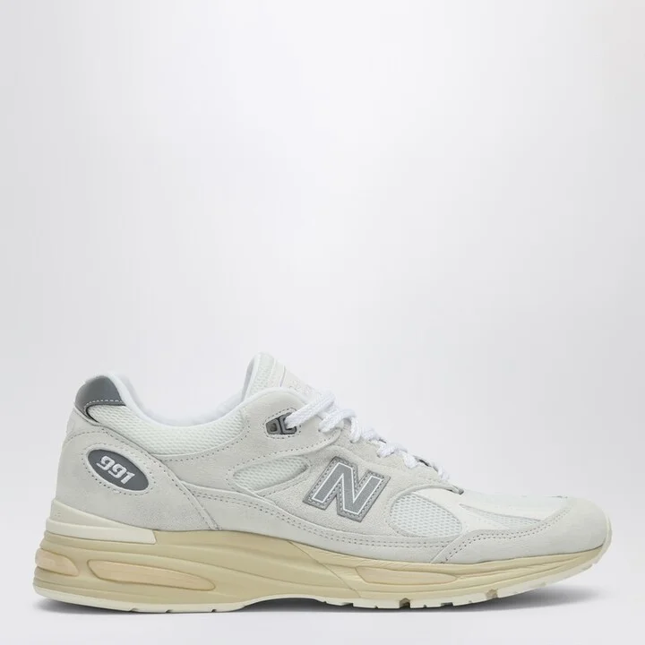Made in UK 991v2 Sneakers in White