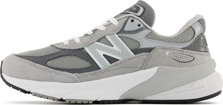 Made in USA 990 v6 Sneaker - Image 7