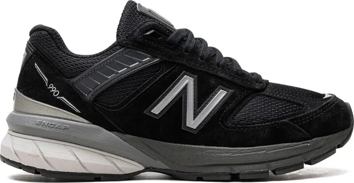 Made in USA 990v5 Core sneakers