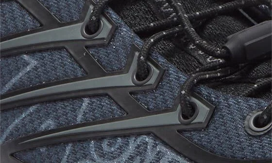 Mafate Three2 Wordmark Sneaker - Image 7