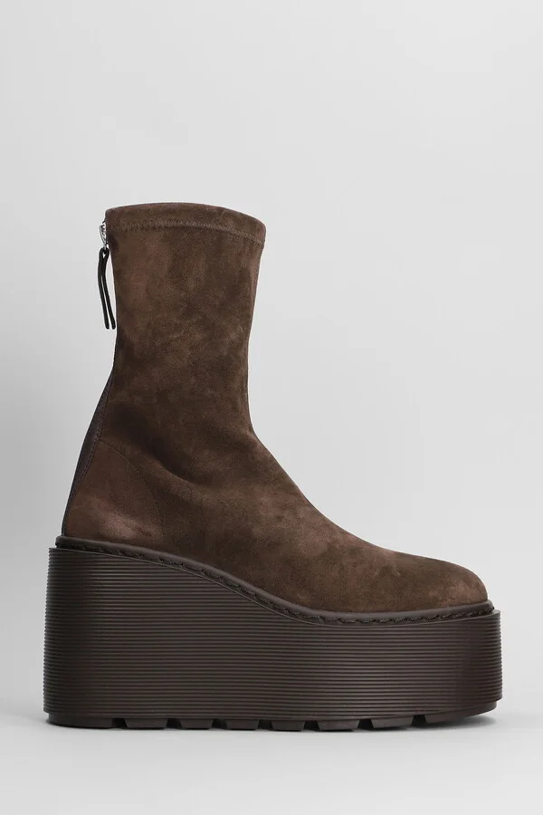 Magnifico 350 High Heels Ankle Boots In Brown Suede