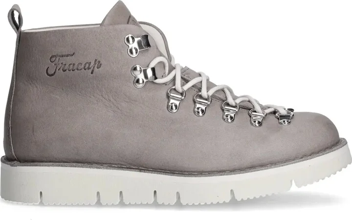 Magnifico M120 boots