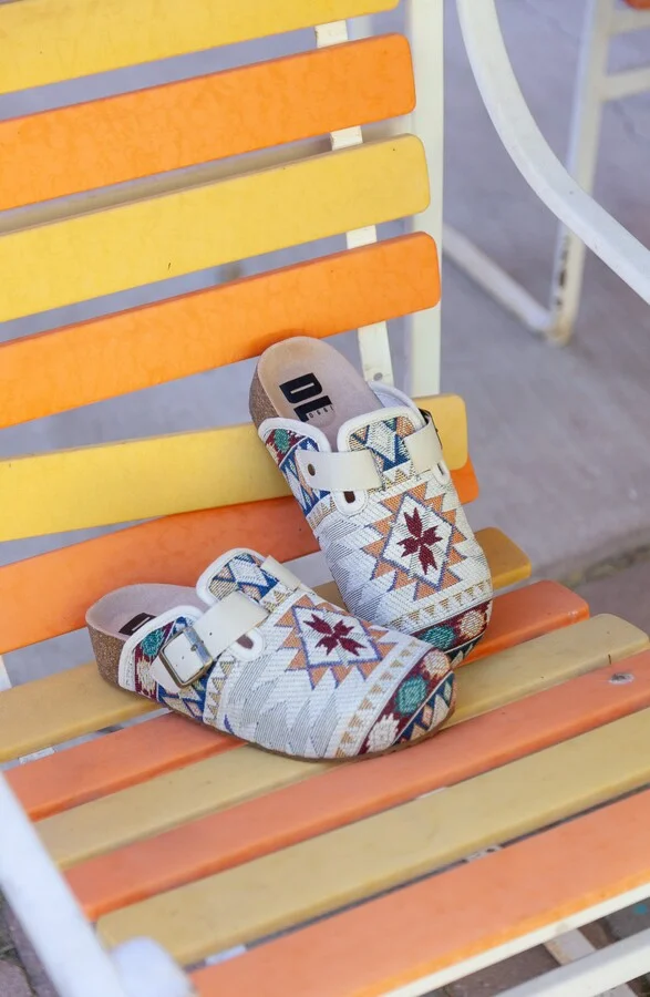 Magnolia Clog - Image 7