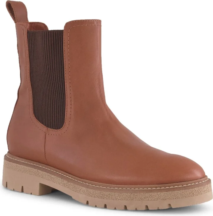 Peanut Brown Leather