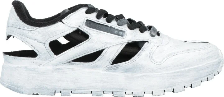 Maison Margiela X Reebok Man Sneakers - Image 3