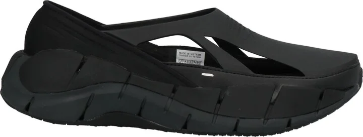 Maison Margiela X Reebok Man Sneakers - Image 3