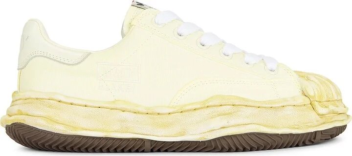 Maison MIHARA YASUHIRO Blakey Original Sole Canvas Garment Dye Low Top Sneakers in White