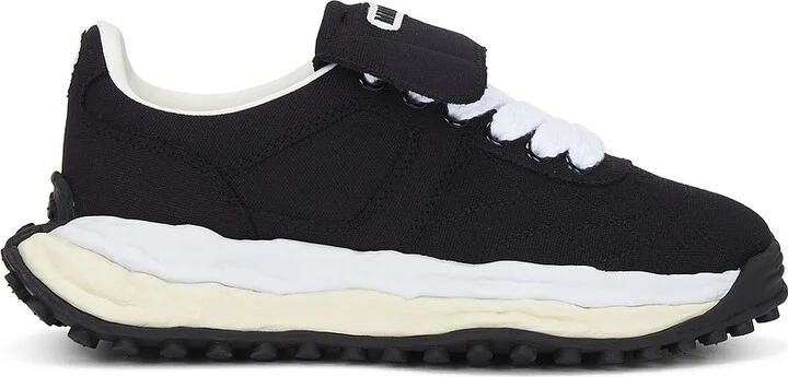 Maison MIHARA YASUHIRO Scott Original Sole Canvas Low-Top Sneaker in Black