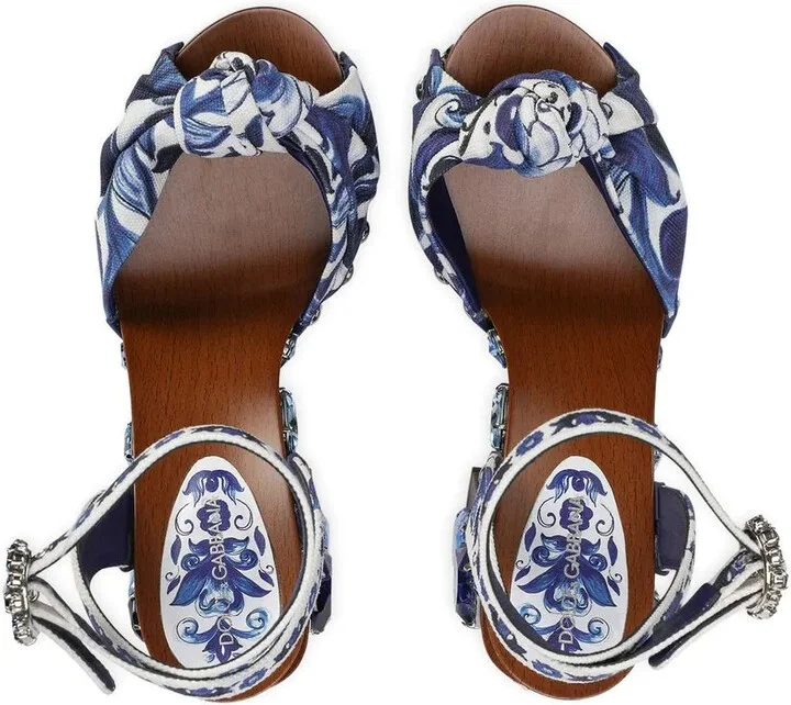 Majolica-print 90mm embellished wedge sandals - Image 4