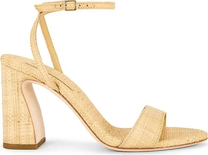 Malia Heel