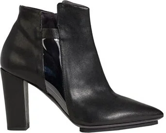 Malloni Woman Ankle boots