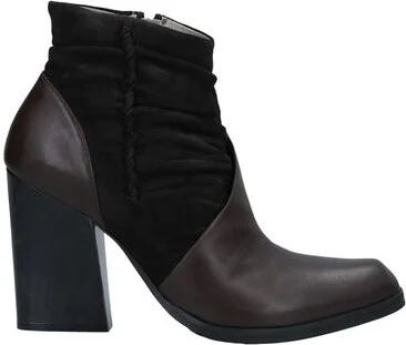 Malloni Woman Ankle boots