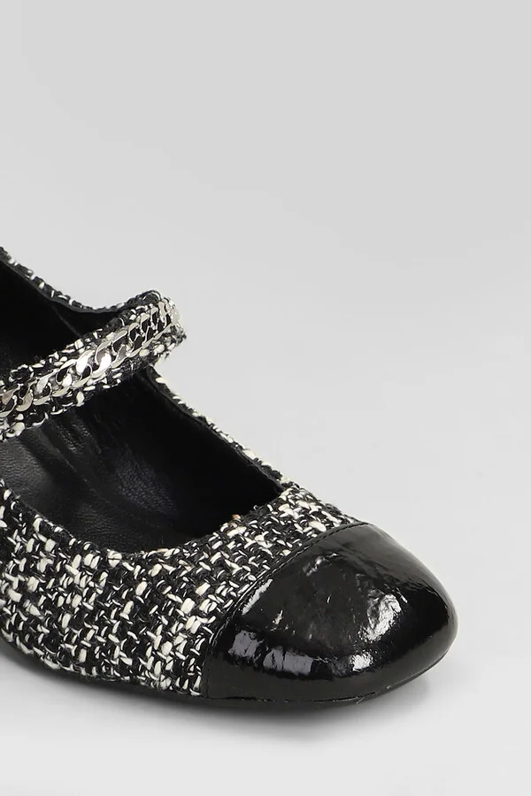 Mame Pumps In Black Fabric - Image 5