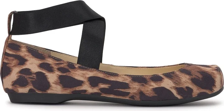 'Mandalaye' Leather Flat - Image 11