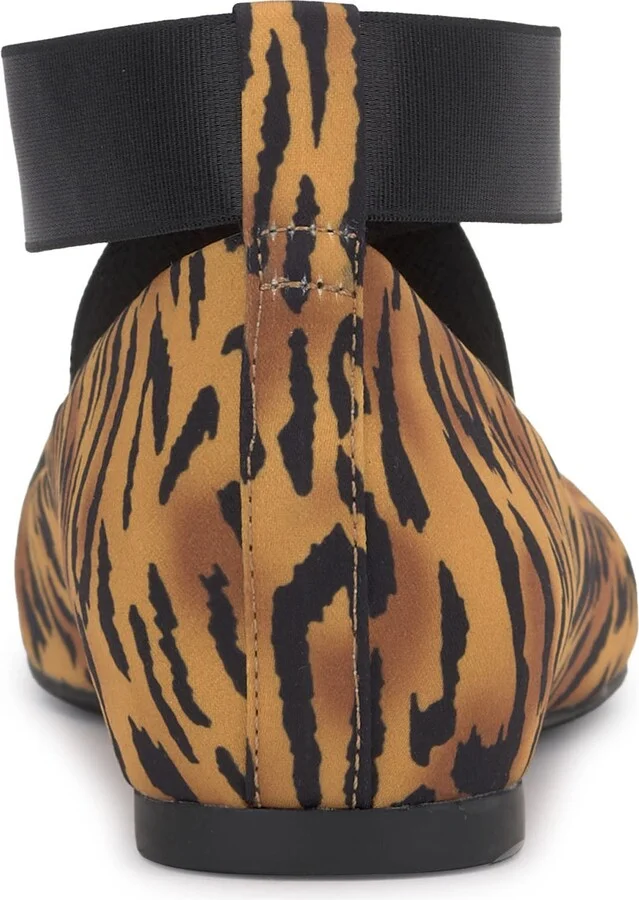 Mandayss Ankle Strap Ballet Flat - Image 4