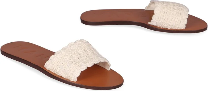 Manebí Flat Sandals - Image 3