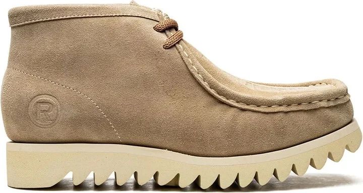 neutrals