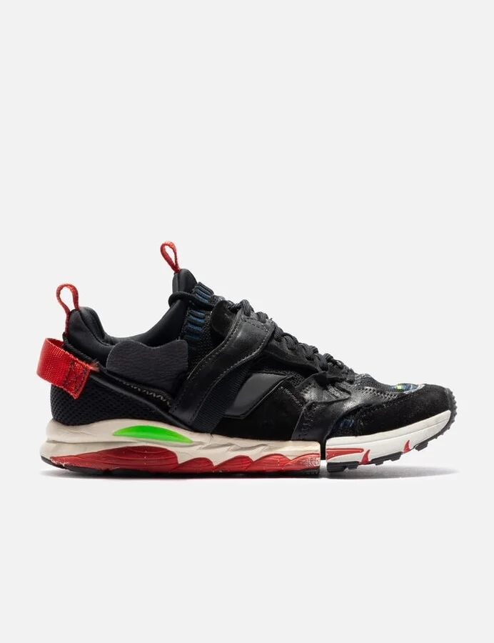 Manifesto Sneakers