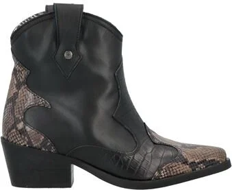 Manila Grace Woman Ankle boots