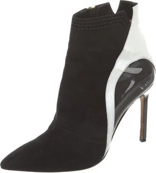 Manolo Blahnik - Image 2