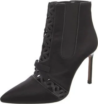 Manolo Blahnik - Image 2