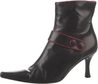 Manolo Blahnik - Image 2