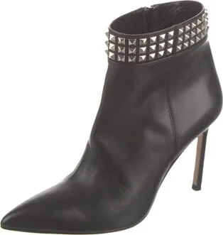 Manolo Blahnik - Image 2
