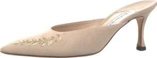 Manolo Blahnik - Image 2