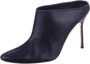 Manolo Blahnik - Image 2