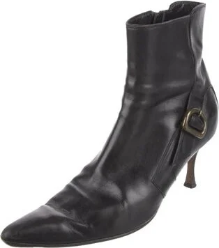 Manolo Blahnik - Image 2