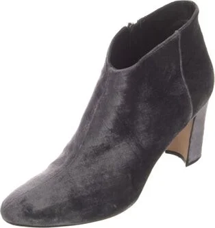 Manolo Blahnik - Image 2