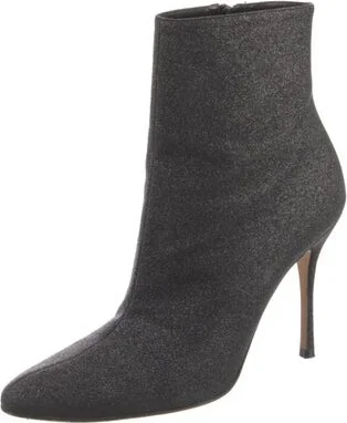 Manolo Blahnik - Image 2