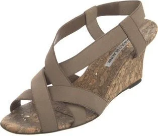 Manolo Blahnik - Image 2